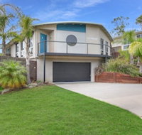 Lake House - Accommodation NSW