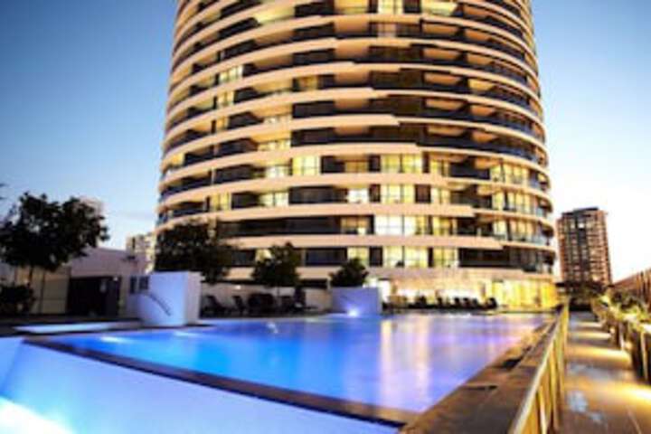 Nobby Beach QLD Accommodation NSW