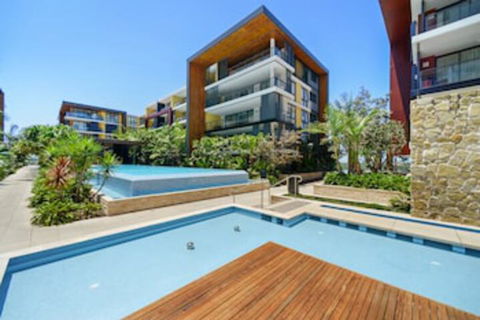 Deluxe Retreat In The Centre Of Convenience - Accommodation NSW 0