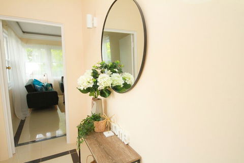 Baulkham Hills Beauty - Accommodation NSW 3
