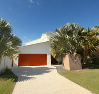 3 Bauhinia Crescent Marcoola PET FRIENDLY LINEN SUPPLIED 500 BOND - Accommodation NSW