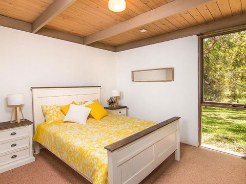 True Blue - Accommodation NSW 2