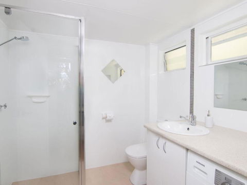 Villa Manyana Unit 28 - Accommodation NSW 3