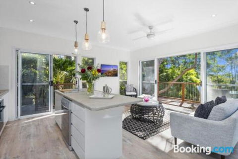 Avalon Tree House - Accommodation NSW 2