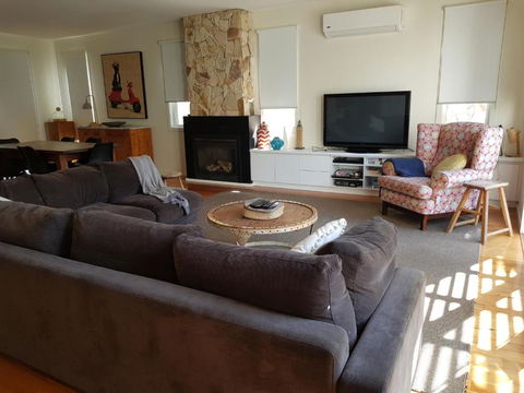 Sand Dunes - Accommodation NSW 6