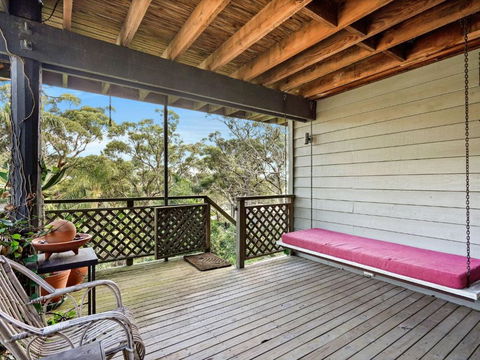 Copacabana Treehouse 36 Oceano Street Copacabana - Accommodation NSW 2