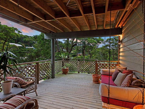 Copacabana Treehouse 36 Oceano Street Copacabana - Accommodation NSW 1