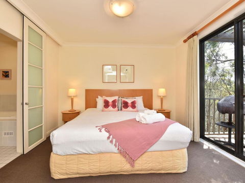 Villa Spa Executive 1br Champagne Resort Condo Located Within Cypress Lakes Resort (nothing Is More Central) - Accommodation NSW 6