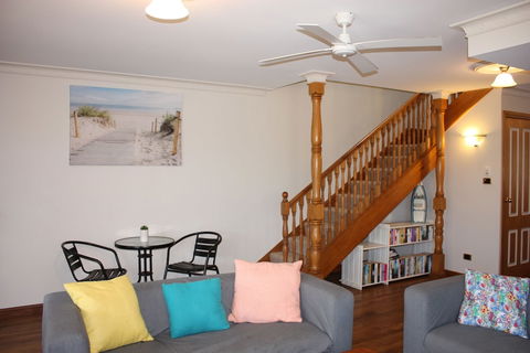 Birchgrove Terrace Unit 6 - Accommodation NSW 1
