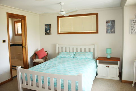 Birchgrove Terrace Unit 6 - Accommodation NSW 5