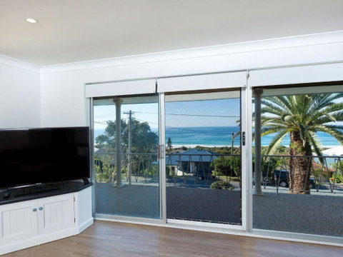 AQUA PALM - Accommodation NSW 5