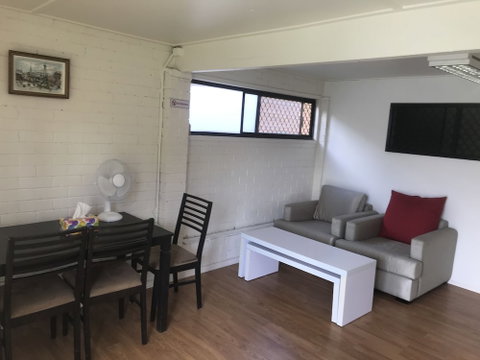 Nerang 66 House - Accommodation NSW 4