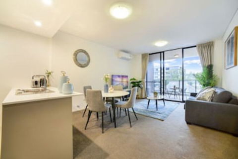 Charming & Spacious Living In A Serene Location - Accommodation NSW 0