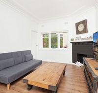 Newly Renovated Apt Close to CBD Unit 2 - Accommodation NSW