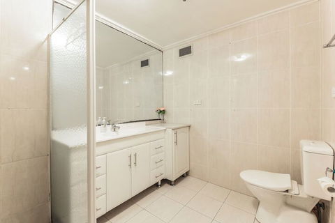 Amazing Location Cozy Stay With Parking - Accommodation NSW 7
