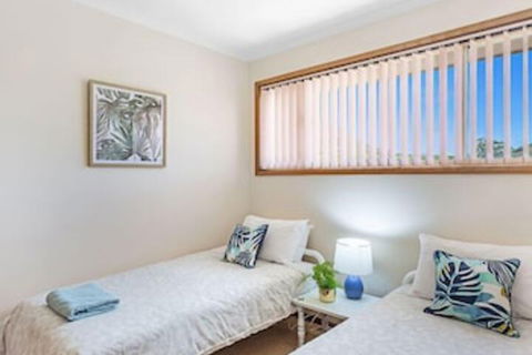 Life's A Beach At Shoal Bay - Accommodation NSW 3
