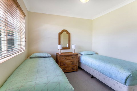 Birubi Lane 4 Anna Bay - Accommodation NSW 6