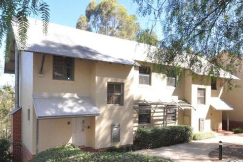 Villa Petit Verdot Located Within Cypress Lakes - Accommodation NSW 4