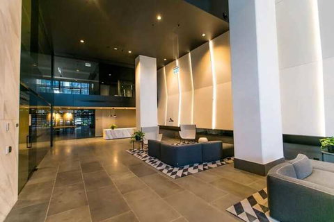 JC Marina Tower Docklands - Accommodation NSW 4