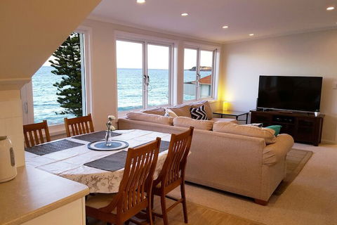 Coachhouse On The Beach - Accommodation NSW 6