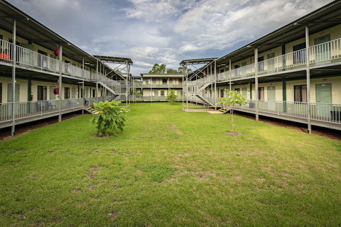 Victoria Accommodation Village - Accommodation NSW 4