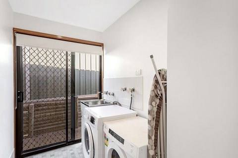 Campbell Avenue 28 - Accommodation NSW 7