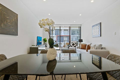 HomeHotel Waterside Luxury & New Residences - Accommodation NSW 6