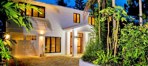 Oceans Edge Beach House At Oak Beach - Accommodation NSW 1