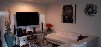 La Casa De Playa - Accommodation NSW 4