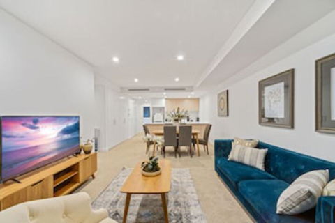 HomeHotel New & Comfort 3 Bedrooms - Accommodation NSW 0