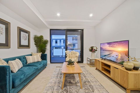 HomeHotel New & Comfort 3 Bedrooms - Accommodation NSW 2