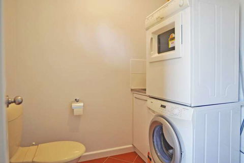 THE Sails 8 Linen Included Central Location - Accommodation NSW 5