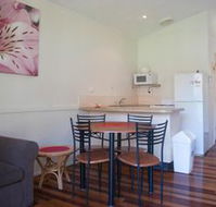 11 Korora Palms 1 Bedroom Bure - Accommodation NSW