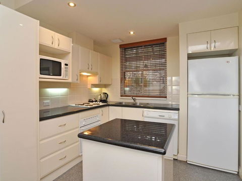 Villa Executive 2br Cypress Resort Condo Located Within Cypress Lakes Resort (nothing Is More Central) - Accommodation NSW 3