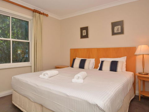 Villa Executive 2br Cypress Resort Condo Located Within Cypress Lakes Resort (nothing Is More Central) - Accommodation NSW 1