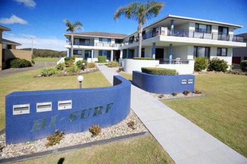 Hi Surf Unit 1 92 Head St. Forster - Accommodation NSW 3