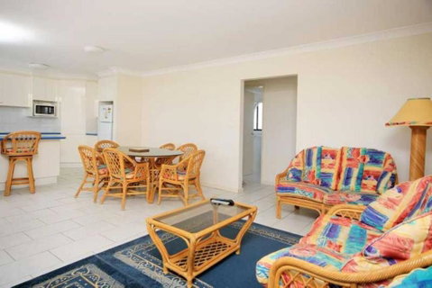 Hi Surf Unit 1 92 Head St. Forster - Accommodation NSW 6