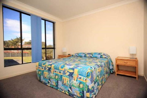 Hi Surf Unit 1 92 Head St. Forster - Accommodation NSW 4
