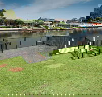 Lake House on Elouera - Accommodation NSW