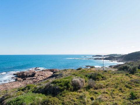 Portovenere Fishermans Bay - Accommodation NSW 2
