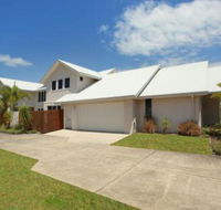 60 Beachway Parade Marcoola 500 BOND Linen supplied - Accommodation NSW
