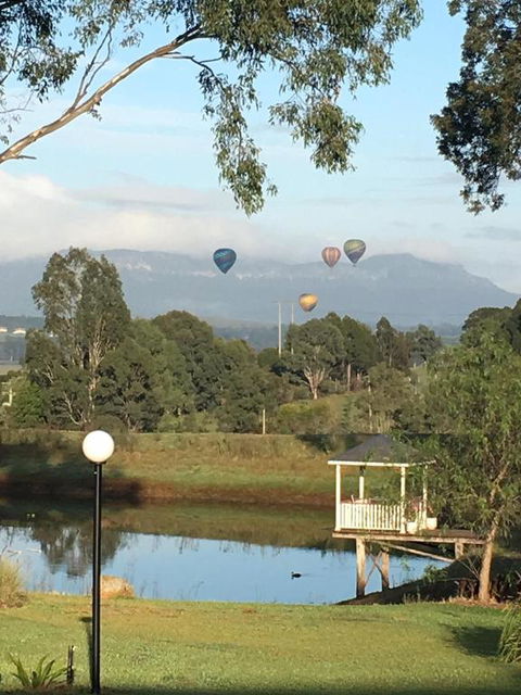 Midnights Promise Estate - Accommodation NSW 2