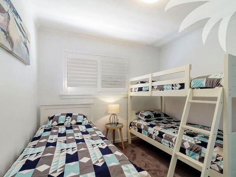 Seascape 2 At Blueys - Accommodation NSW 7
