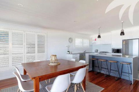 Seascape 1 At Blueys - Accommodation NSW 0