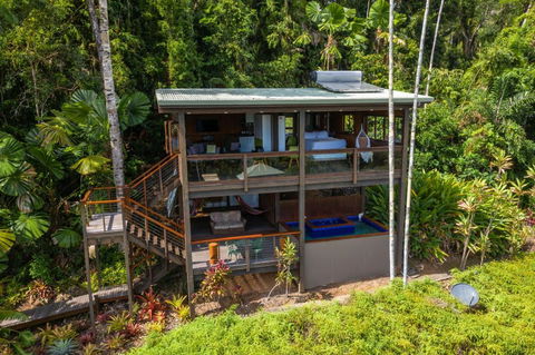Daintree Holiday Homes La Vista - Accommodation NSW 2