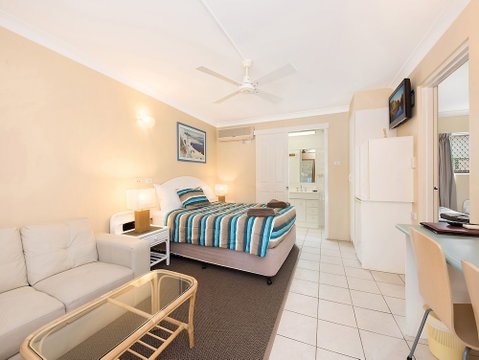 Caloundra City Centre Motel - Accommodation NSW 4