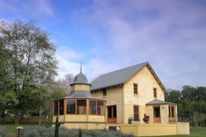 West Kentish TAS Accommodation NSW