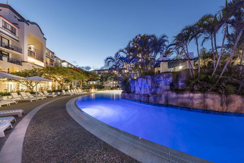 Oaks Gold Coast Calypso Plaza Suites - Accommodation NSW 5