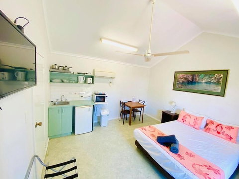 Kununurra Lakeside Resort - Accommodation NSW 6