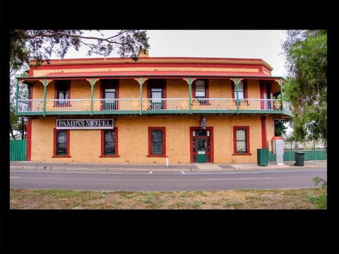 Pampas Motel - Accommodation NSW 1
